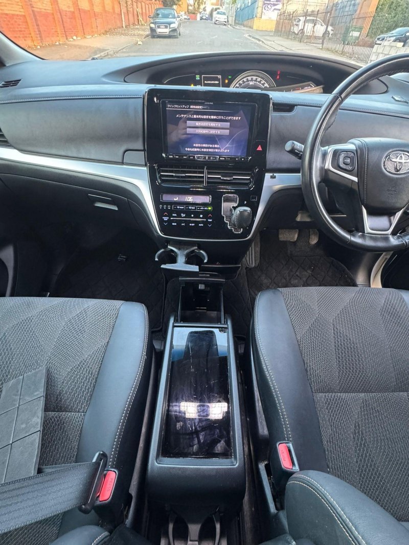 TOYOTA ESTIMA