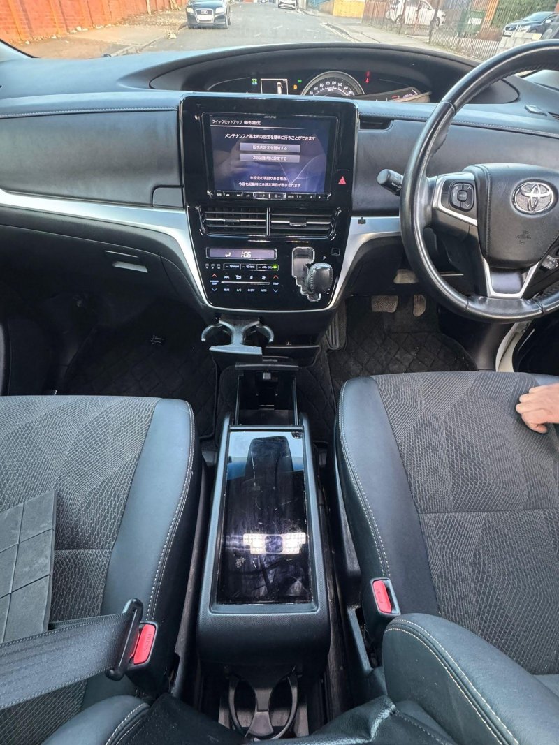 TOYOTA ESTIMA