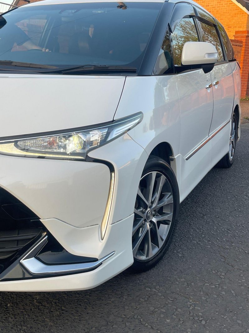 TOYOTA ESTIMA